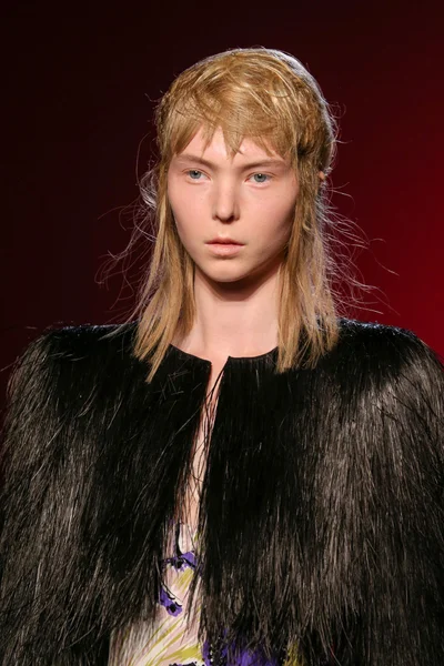 Look 49